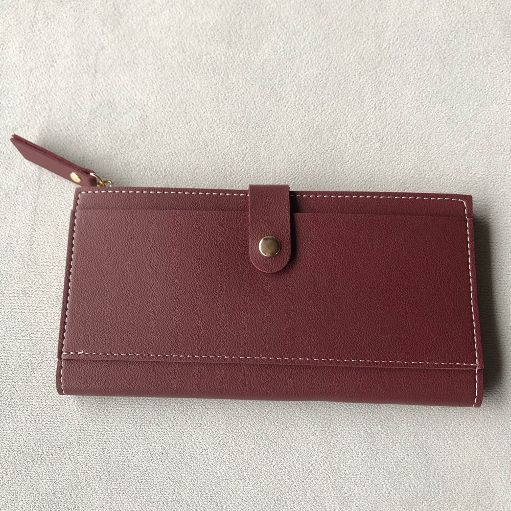 Bifold Long Wallet ~ Burgundy Red ~ Brand New!